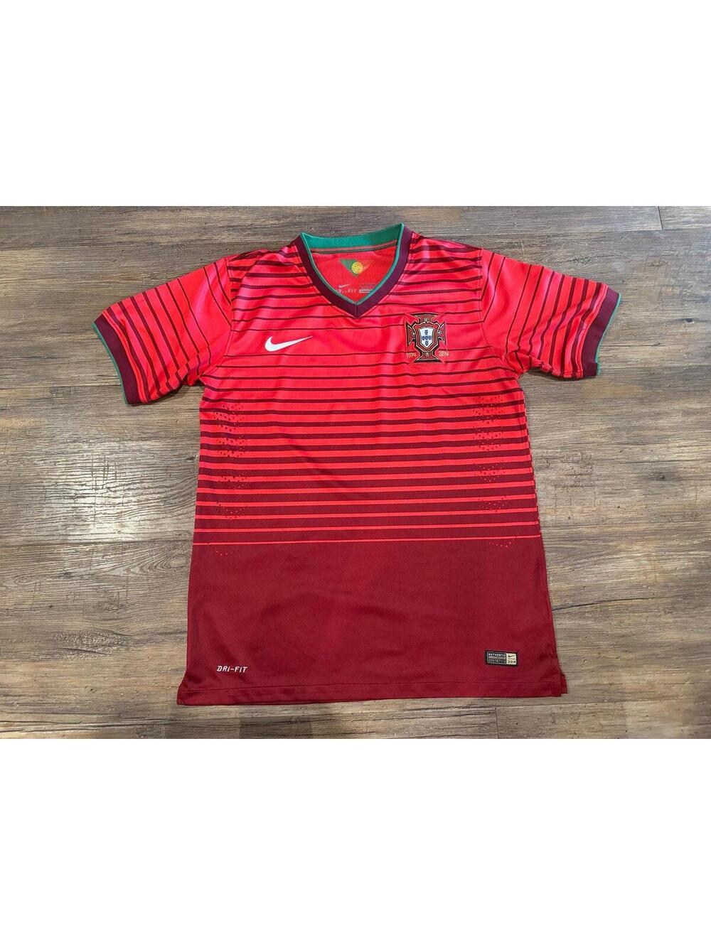 Nike Soccer Jersey Tshirt Portugal 2014-15 Red Shirt Sz sm - Picture 2 of 8